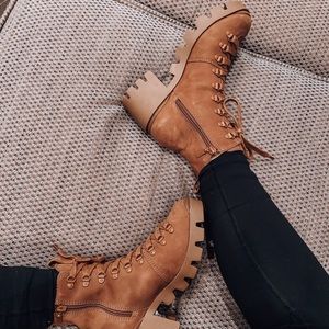 Schutz Xayane Bootie 7